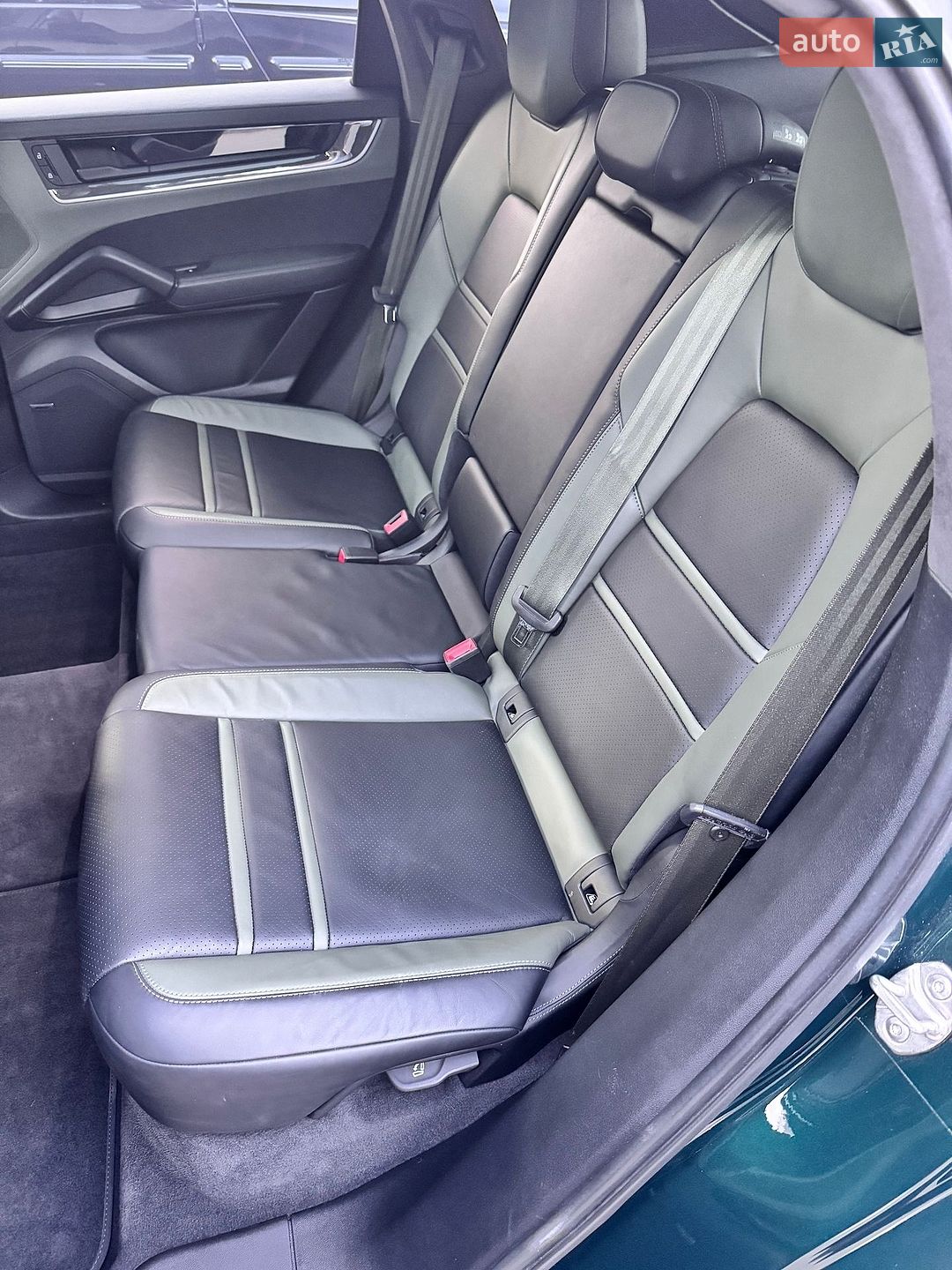 Porsche Cayenne Coupe 2024 VIN WP1ZZZ9YZRDA24372 фото оголошення 33 з 57