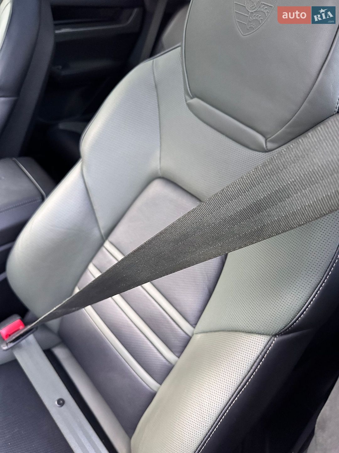 Porsche Cayenne Coupe 2024 VIN WP1ZZZ9YZRDA24372 фото оголошення 44 з 57