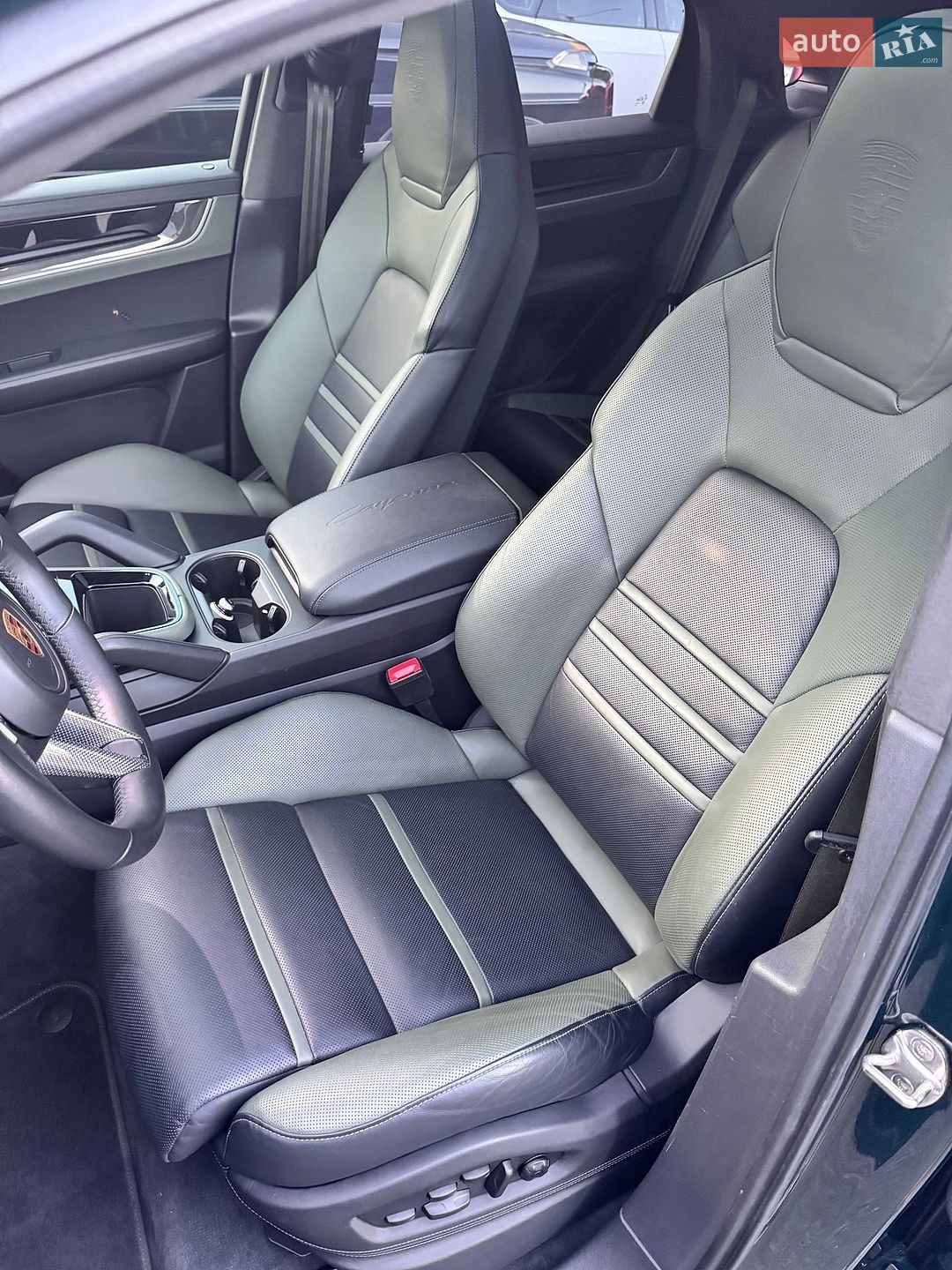 Porsche Cayenne Coupe 2024 VIN WP1ZZZ9YZRDA24372 фото оголошення 45 з 57