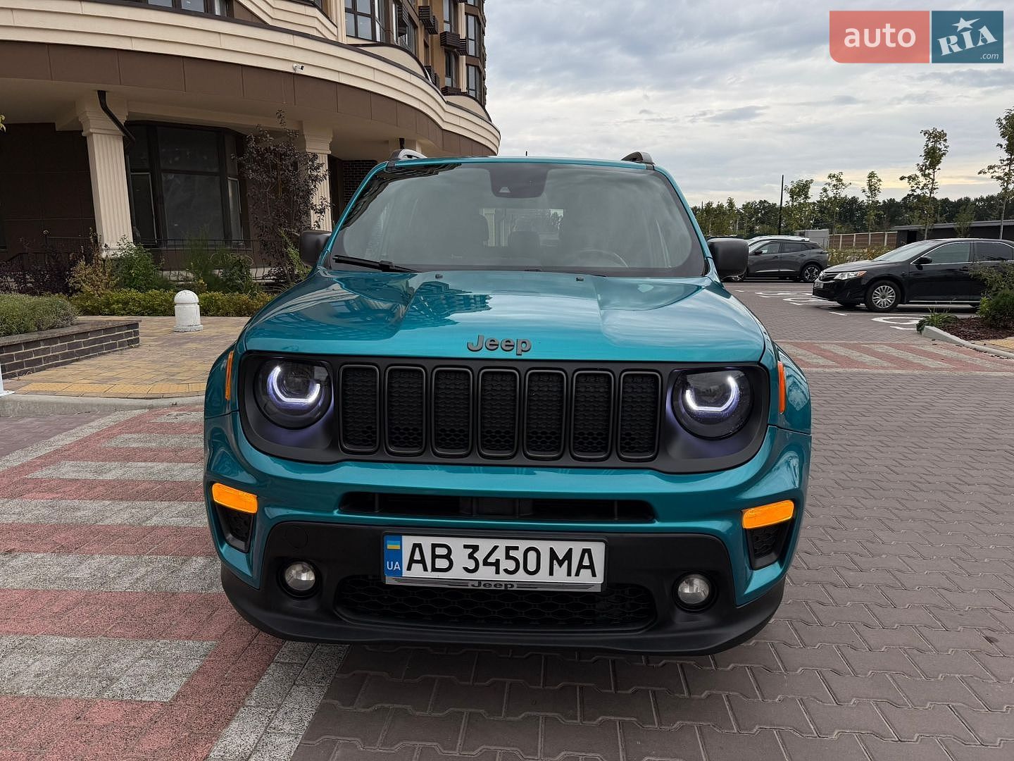 Jeep Renegade 2021 VIN ZACNJCBBXMPM63487 фото оголошення 5 з 60