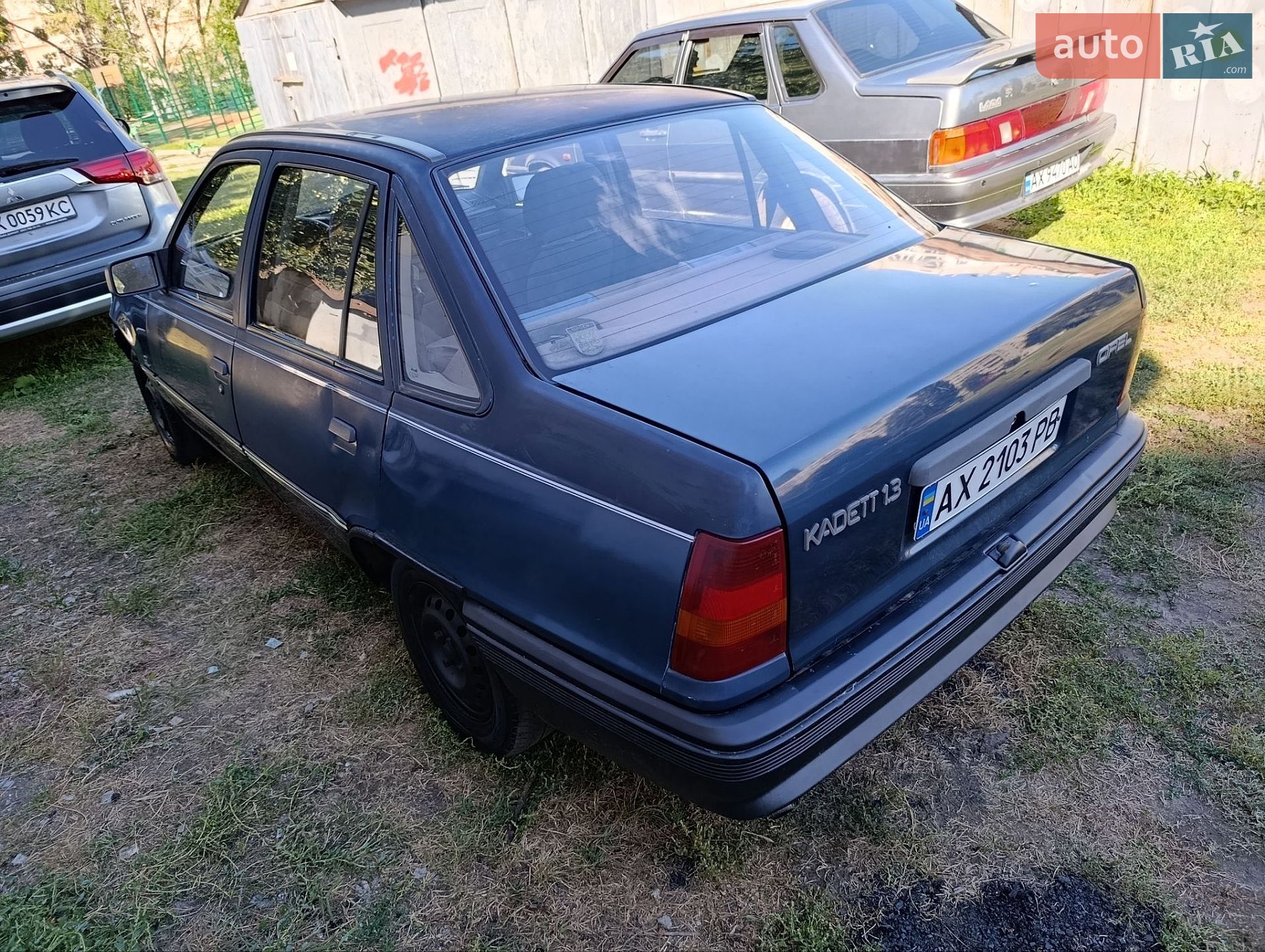 Opel Kadett 1987 VIN W0L000049H2667245 фото оголошення 3 з 21