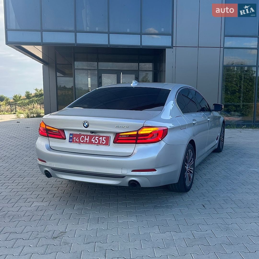 BMW 5 Series 2018 VIN WBAJA5C5XKWW08031 фото оголошення 7 з 18