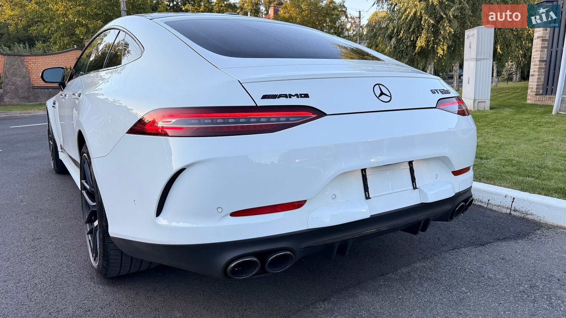 Mercedes-Benz AMG GT 4-Door Coupe 2019 VIN WDD7X6BB3KA008494 фото оголошення 3 з 26