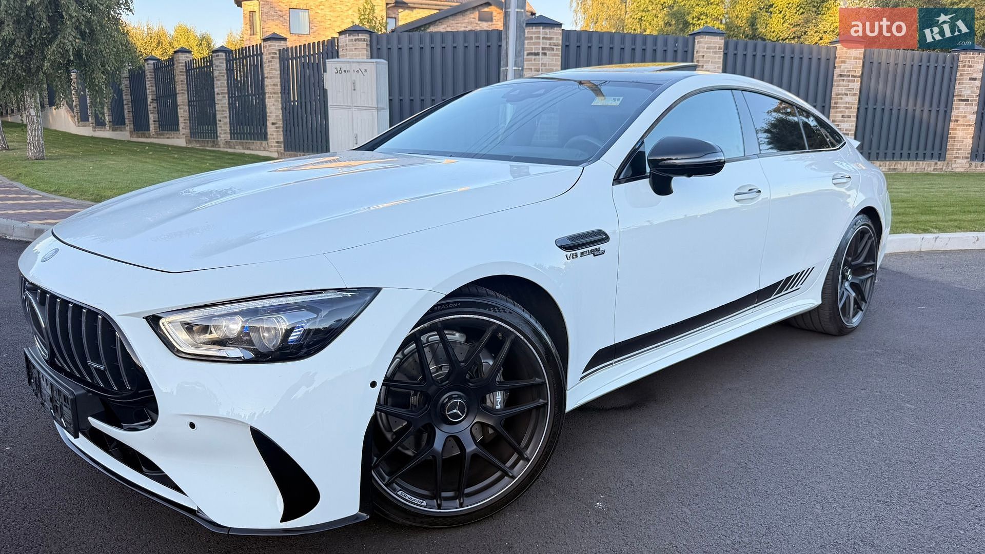 Mercedes-Benz AMG GT 4-Door Coupe 2019 VIN WDD7X6BB3KA008494 фото оголошення 10 з 26