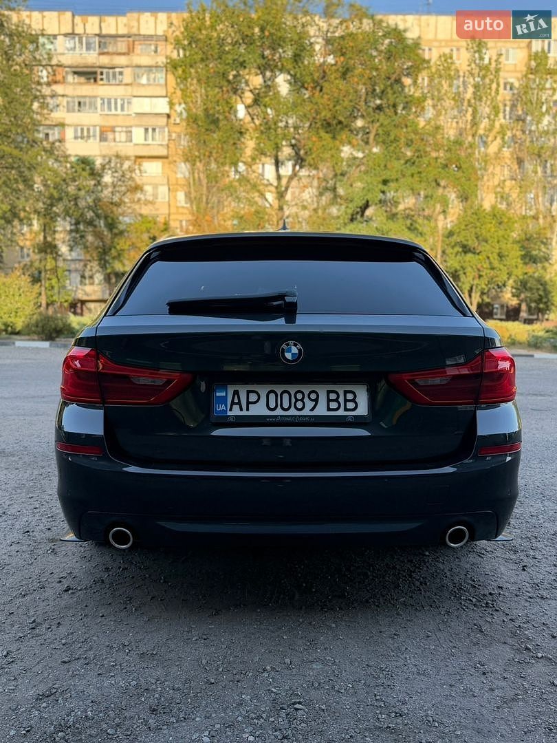 BMW 5 Series 2018 VIN WBAJM71060B268861 фото оголошення 13 з 46