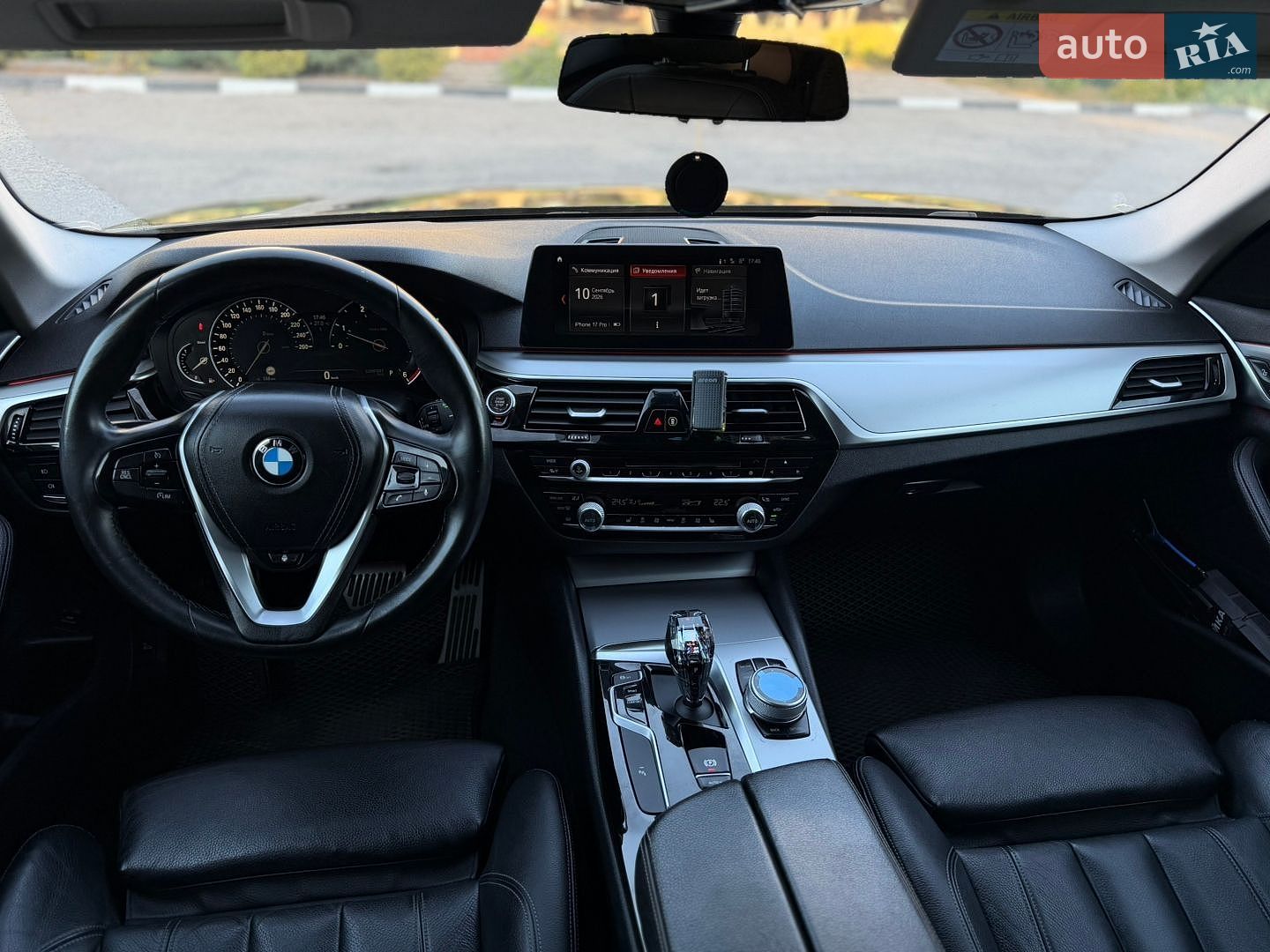 BMW 5 Series 2018 VIN WBAJM71060B268861 фото оголошення 30 з 46