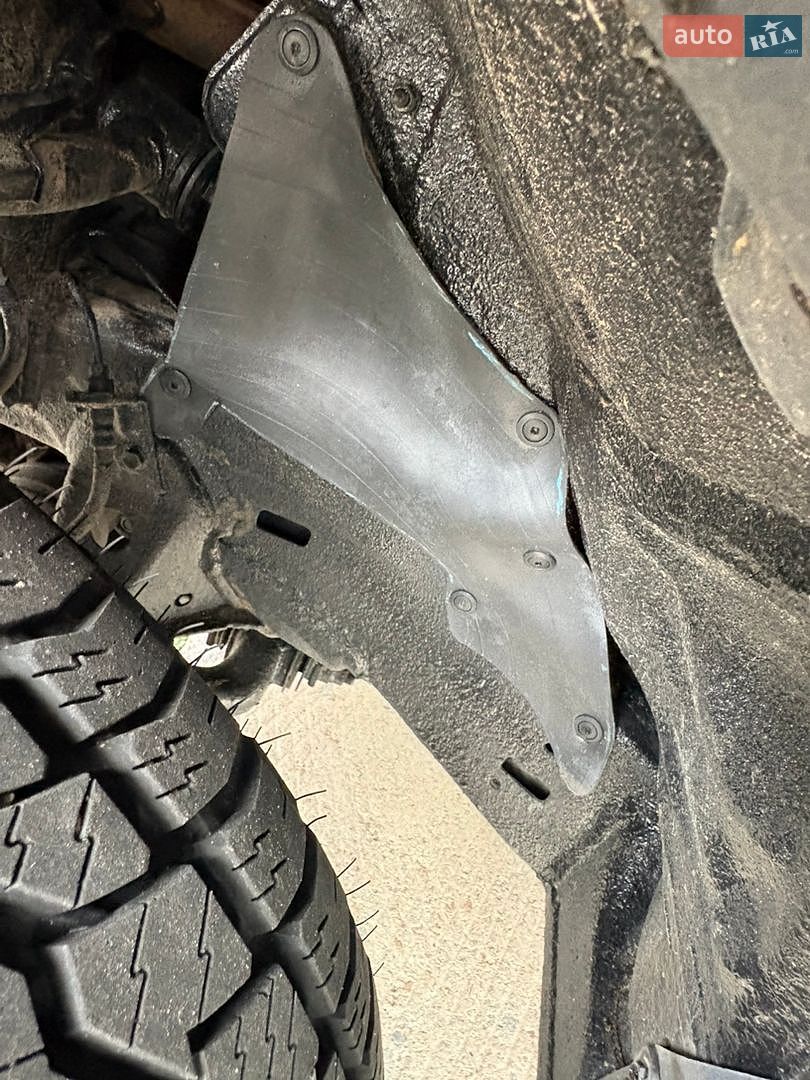 Toyota FJ Cruiser 2008 VIN JTEBU11F88K037802 фото оголошення 17 з 29