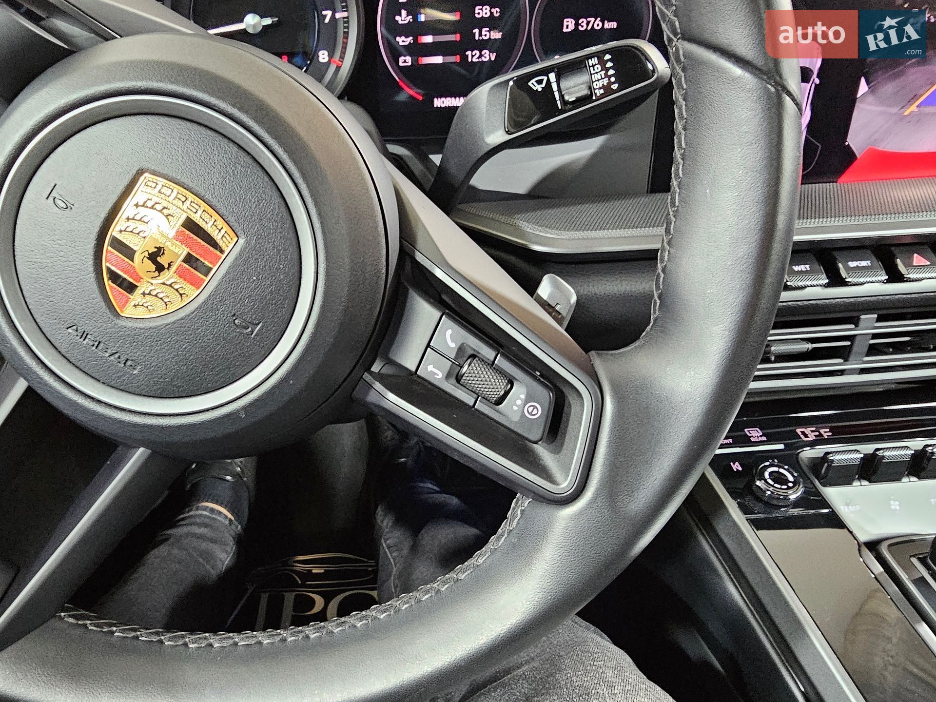 Porsche 911 2022 VIN WP0ZZZ998PS200366 фото оголошення 32 з 39