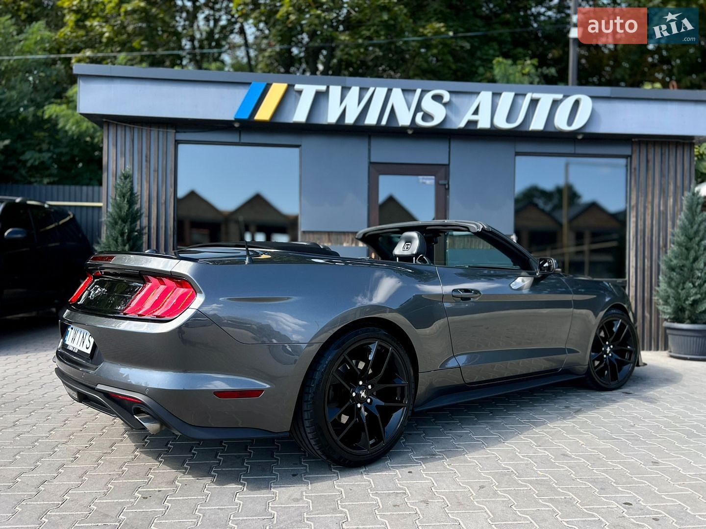 FORD MUSTANG 2020 VIN 1FATP8UH5L5131848 фото оголошення 19 з 30