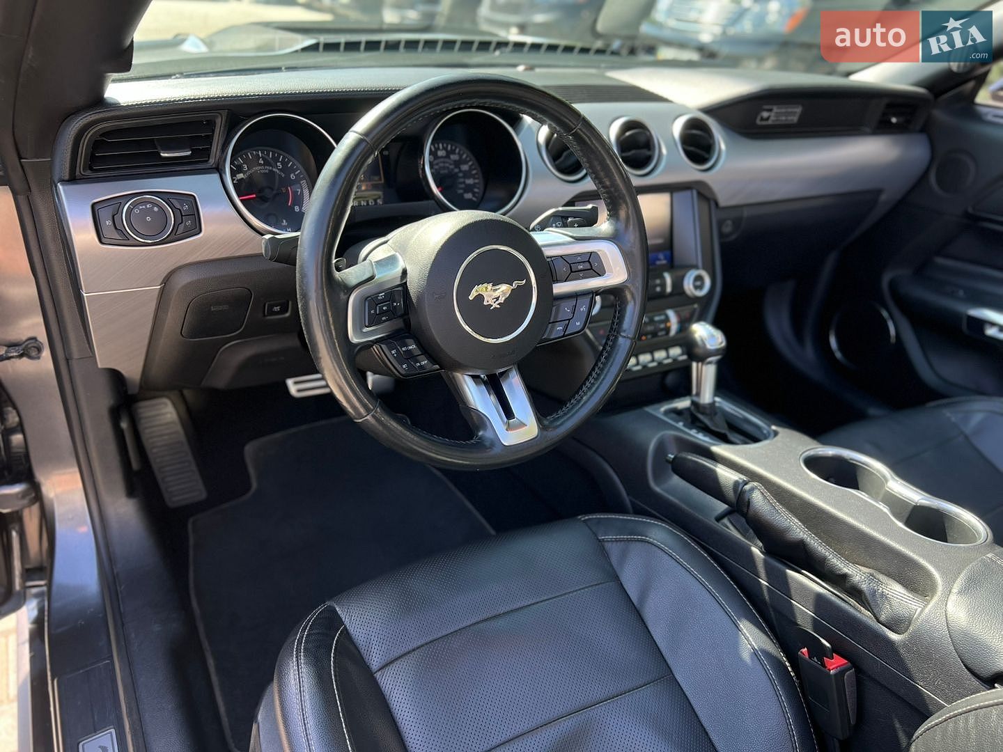 FORD MUSTANG 2020 VIN 1FATP8UH5L5131848 фото оголошення 25 з 30