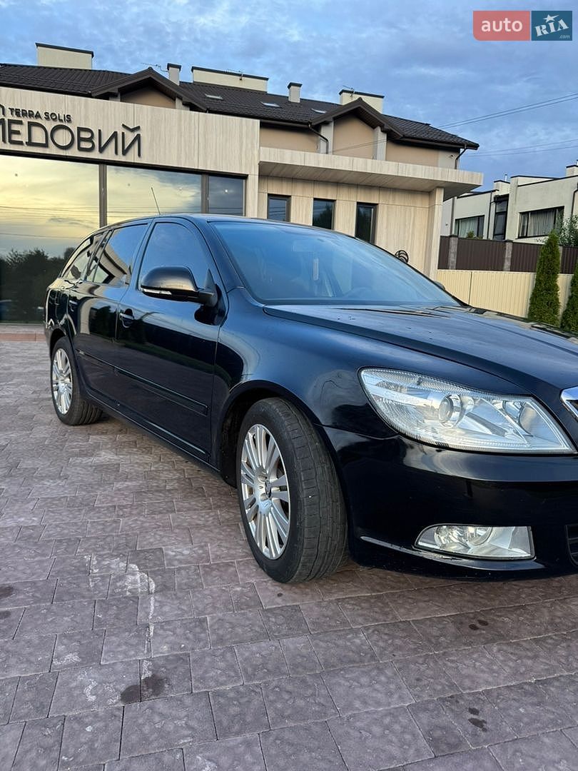Skoda Octavia 2010 VIN TMBHJ61Z1B2064782 фото оголошення 2 з 37