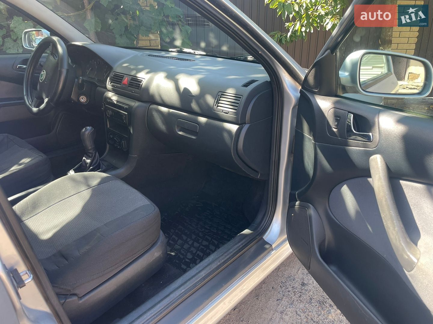Skoda Octavia 2009 VIN TMBDX41U498851531 фото оголошення 14 з 16