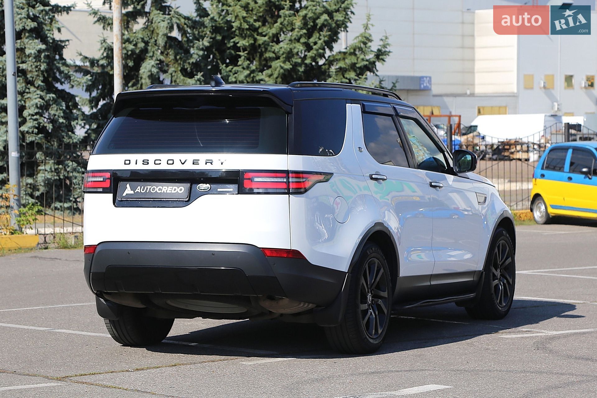 Land Rover Discovery 2017 VIN SALRA2BK1HA009402 фото оголошення 6 з 34