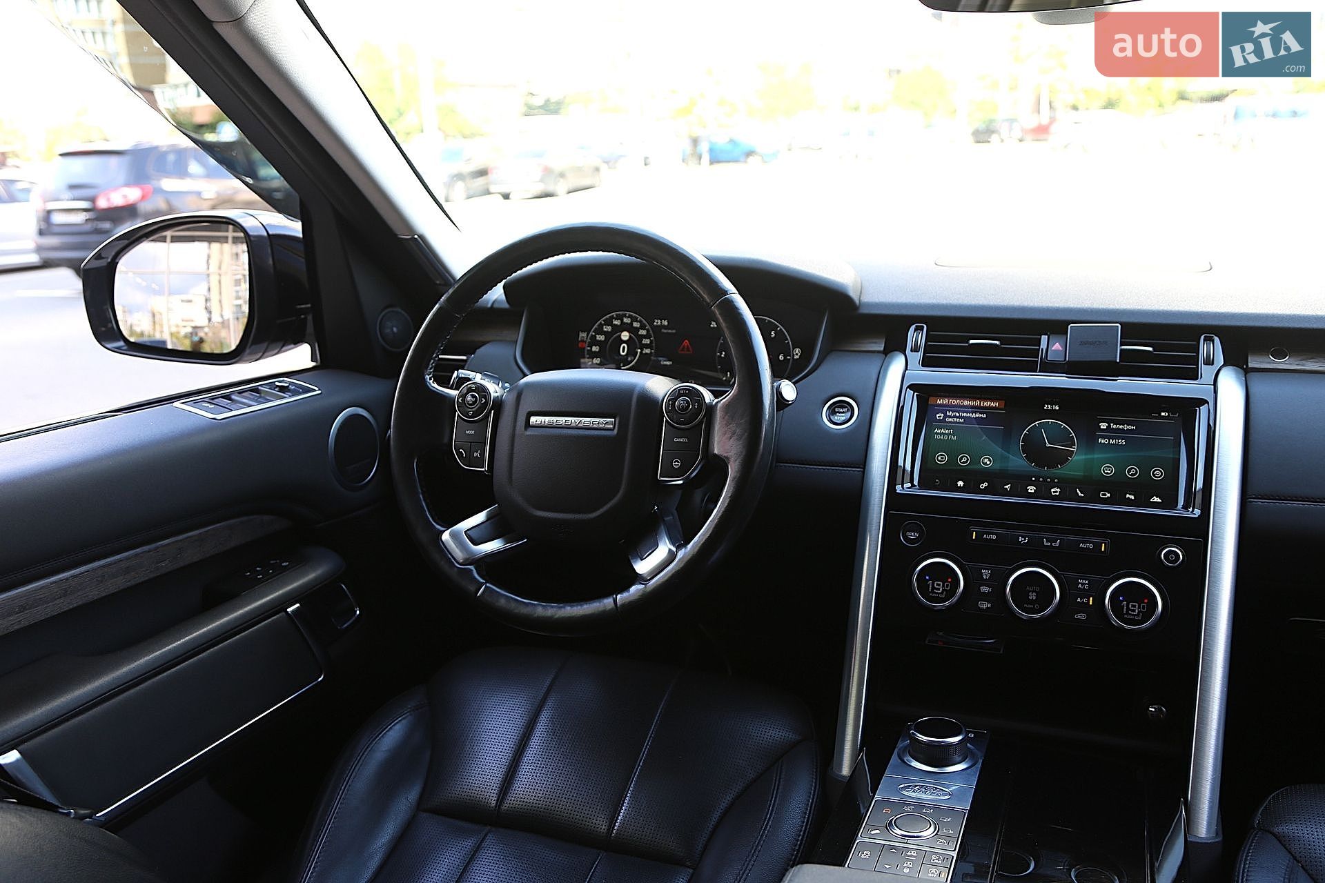 Land Rover Discovery 2017 VIN SALRA2BK1HA009402 фото оголошення 14 з 34