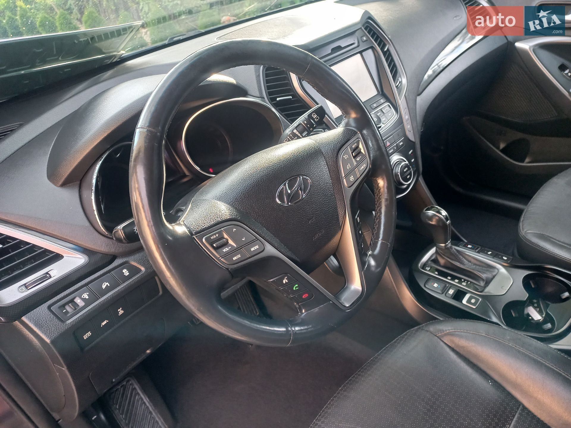 Hyundai Santa FE 2015 VIN KMHSU81XDEU325236 фото оголошення 45 з 126