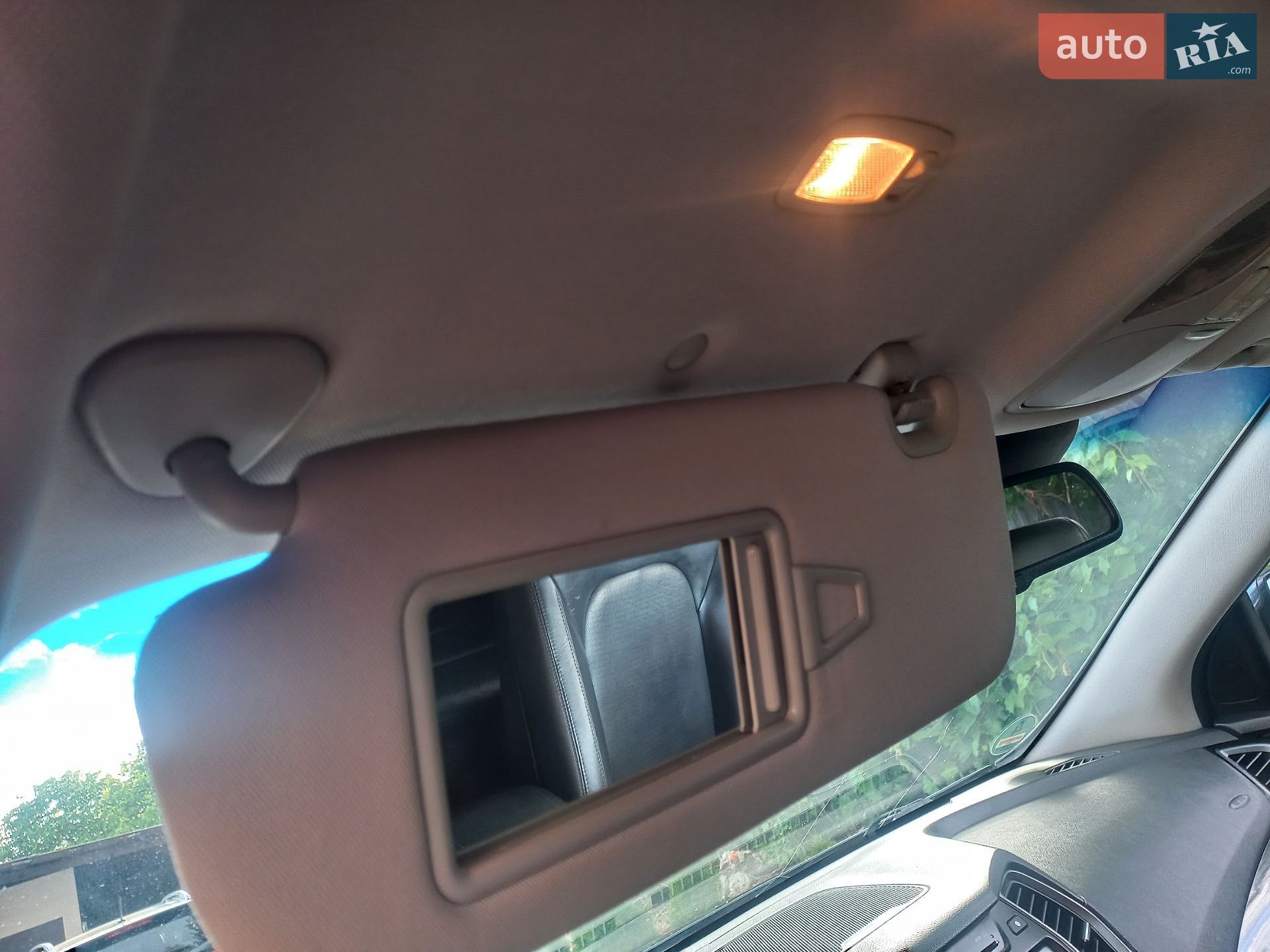 Hyundai Santa FE 2015 VIN KMHSU81XDEU325236 фото оголошення 52 з 126