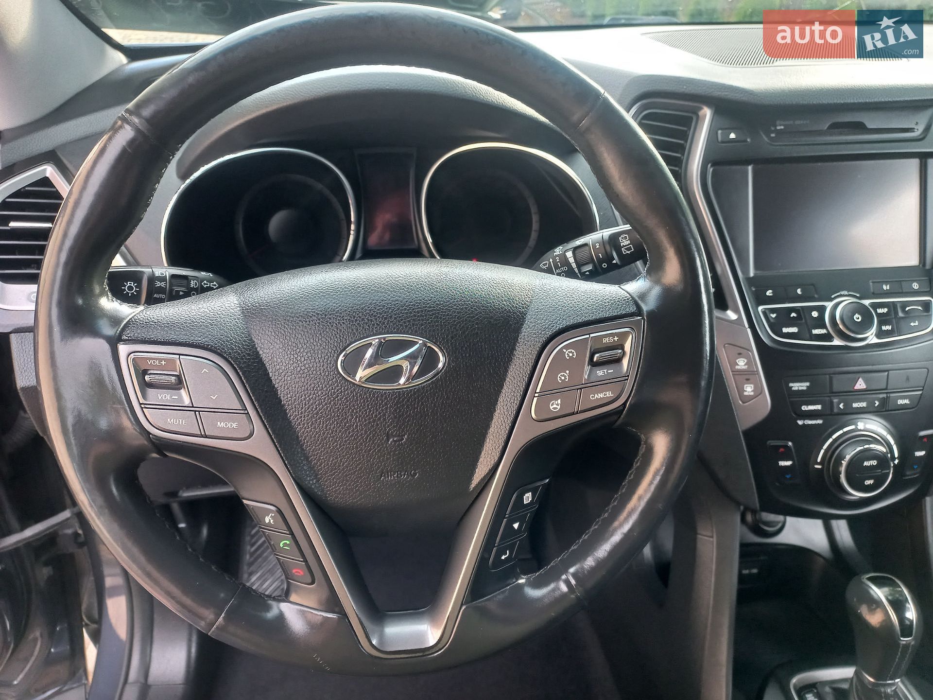 Hyundai Santa FE 2015 VIN KMHSU81XDEU325236 фото оголошення 55 з 126