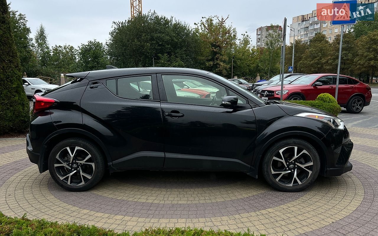 Toyota C-HR 2018 VIN JTNKHMBX1K1012122 фото оголошення 8 з 22
