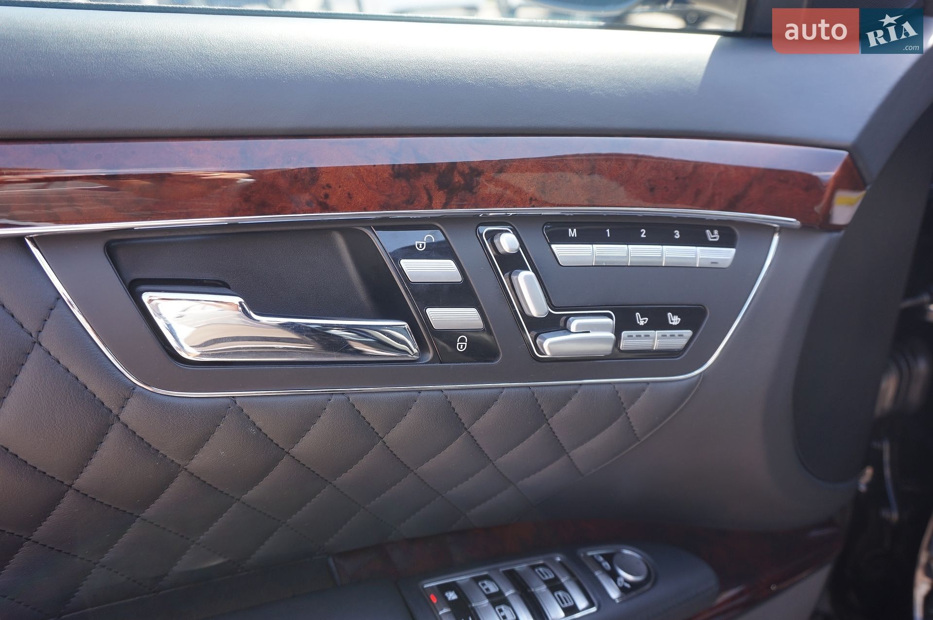 Mercedes-Benz S-Class 2008 VIN WDDNG79XX8A208439 фото оголошення 21 з 88