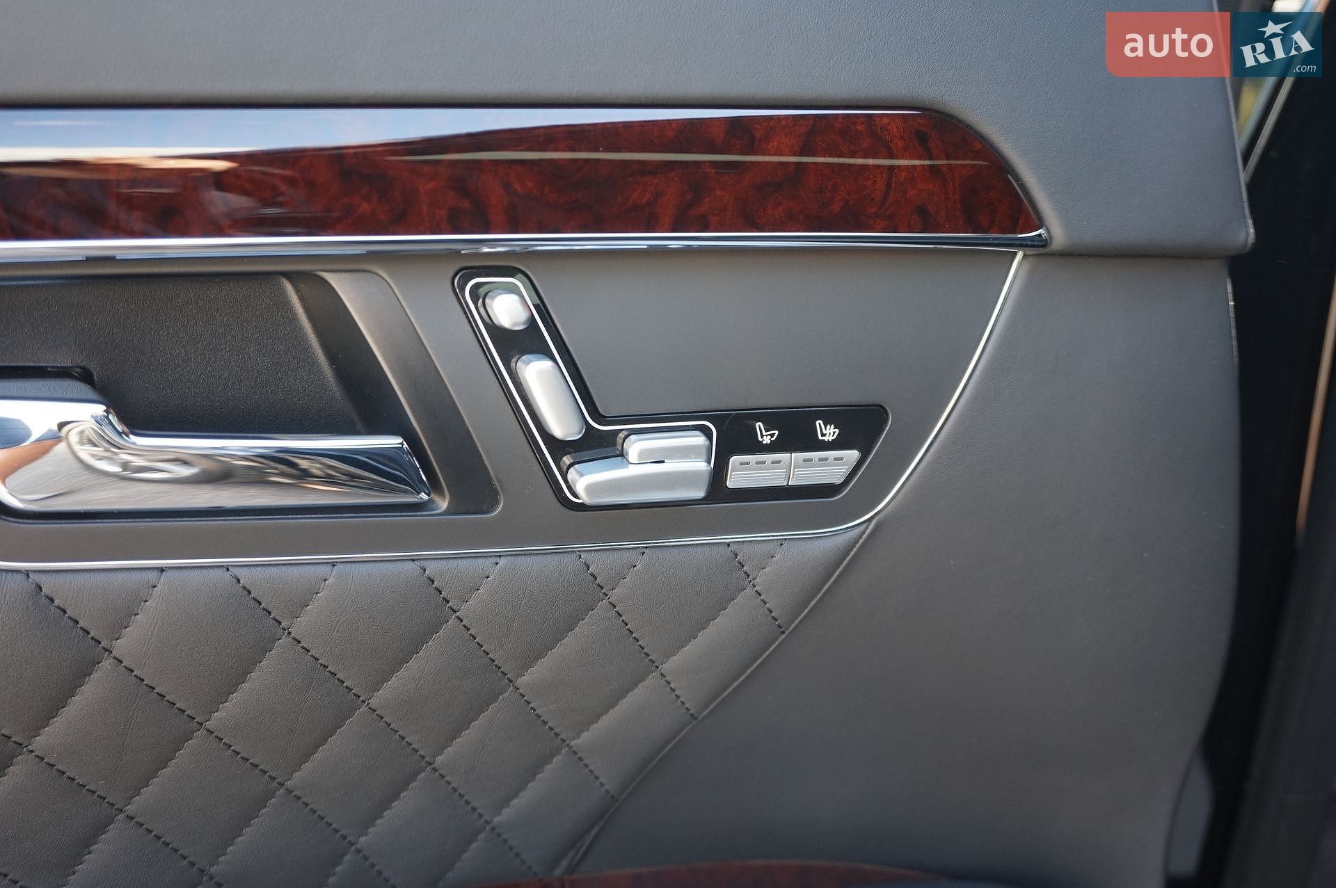 Mercedes-Benz S-Class 2008 VIN WDDNG79XX8A208439 фото оголошення 31 з 88