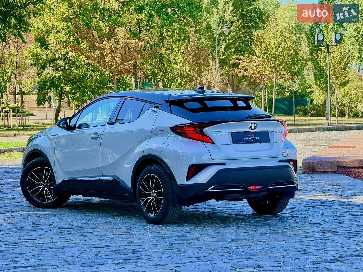 Toyota C-HR 2021 VIN NMTK54BX60R050828 фото оголошення 5 з 239