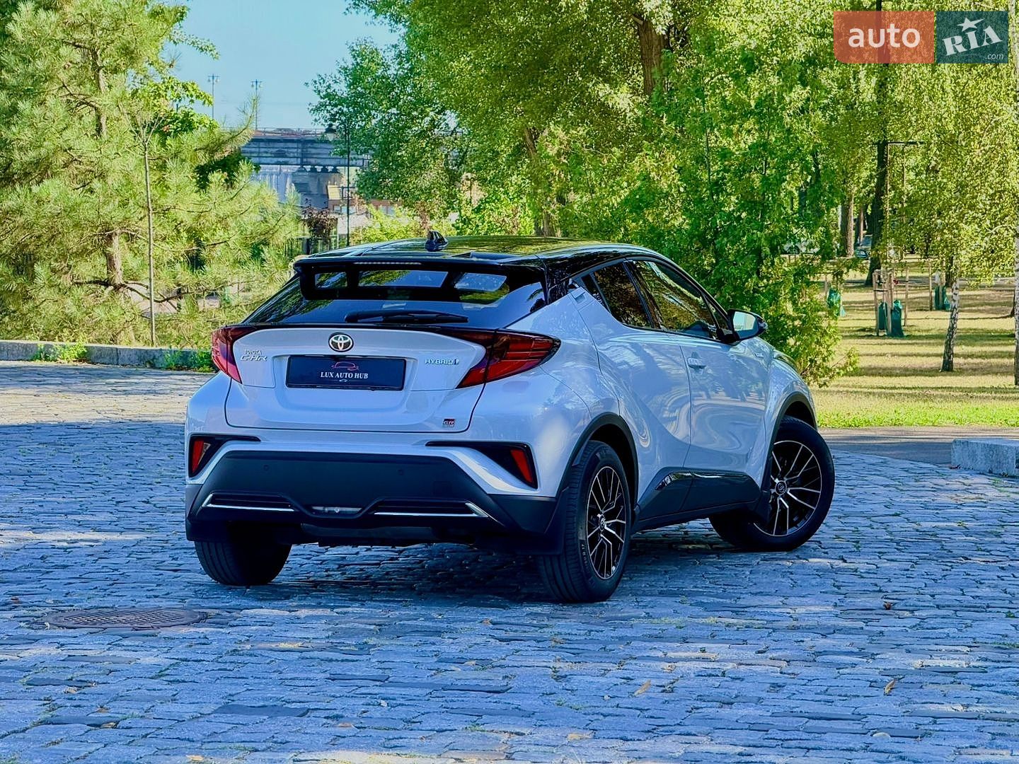 Toyota C-HR 2021 VIN NMTK54BX60R050828 фото оголошення 9 з 239
