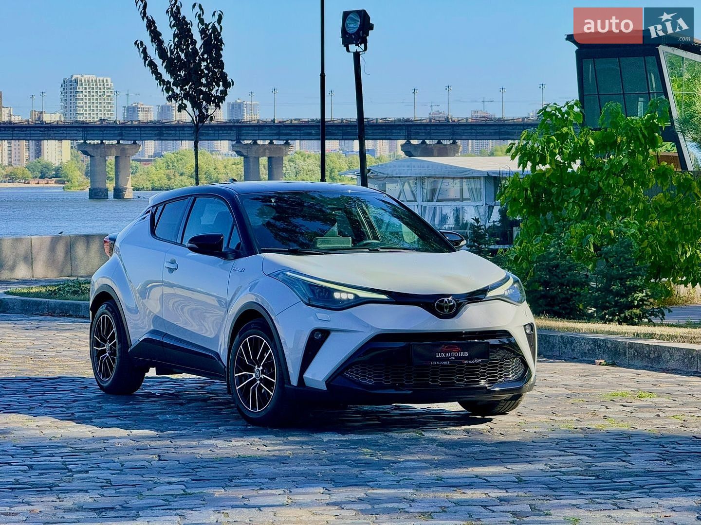 Toyota C-HR 2021 VIN NMTK54BX60R050828 фото оголошення 17 з 239