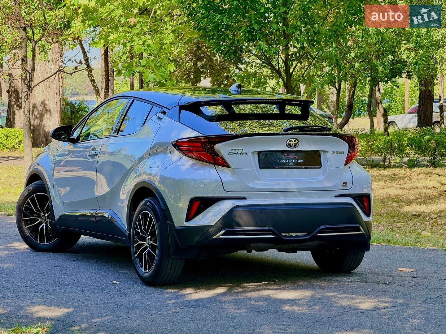 Toyota C-HR 2021 VIN NMTK54BX60R050828 фото оголошення 20 з 239