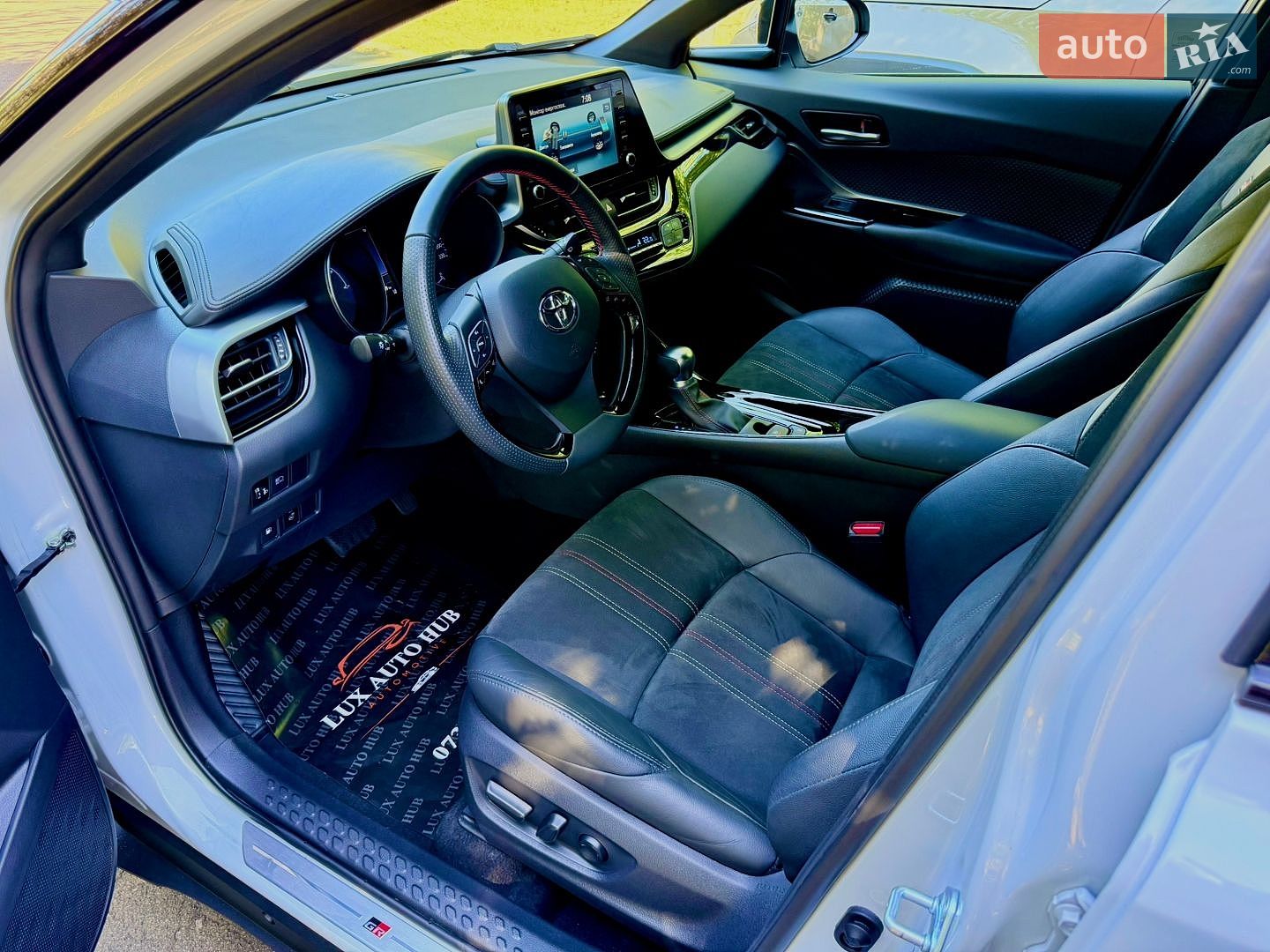 Toyota C-HR 2021 VIN NMTK54BX60R050828 фото оголошення 37 з 239