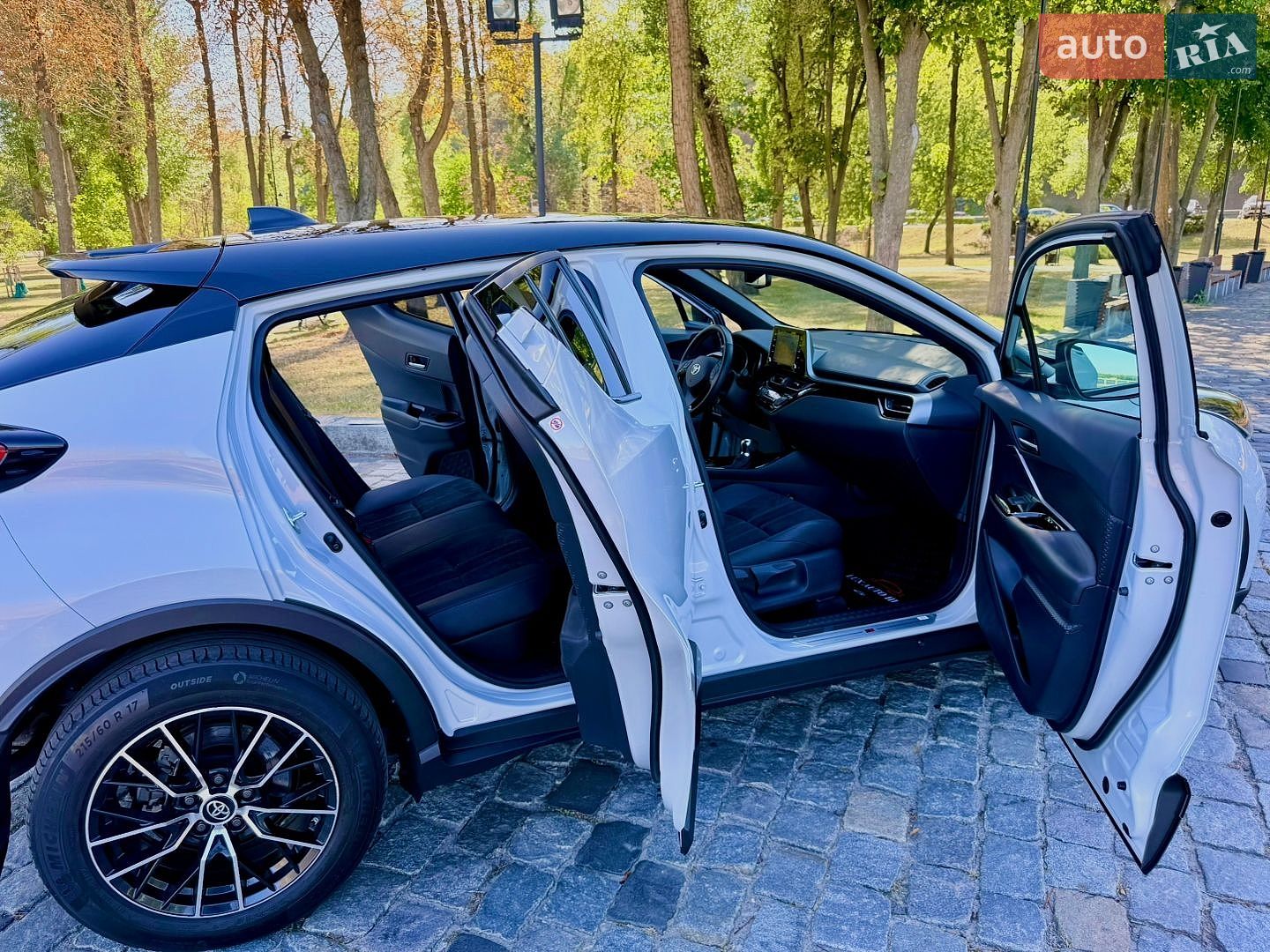 Toyota C-HR 2021 VIN NMTK54BX60R050828 фото оголошення 44 з 239