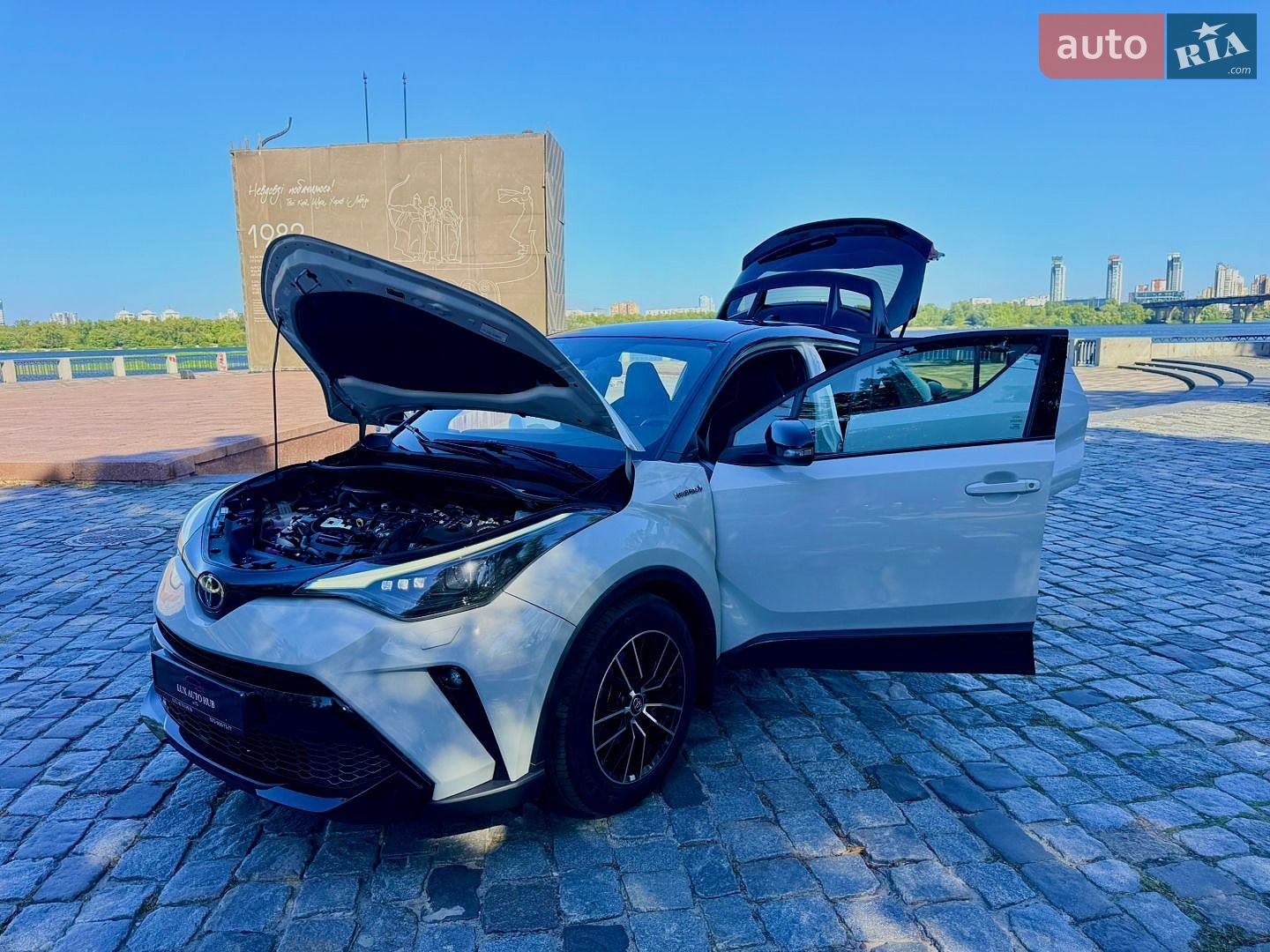 Toyota C-HR 2021 VIN NMTK54BX60R050828 фото оголошення 53 з 239