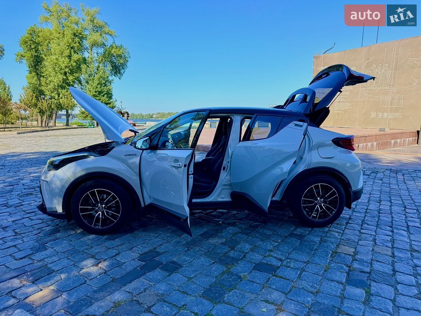 Toyota C-HR 2021 VIN NMTK54BX60R050828 фото оголошення 54 з 239