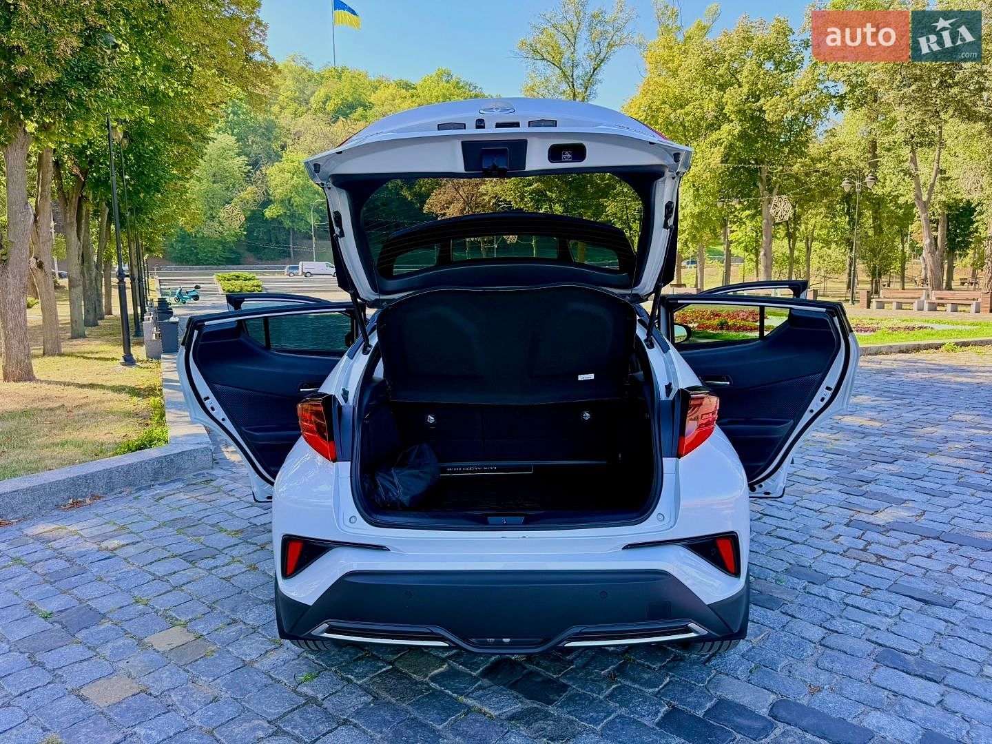 Toyota C-HR 2021 VIN NMTK54BX60R050828 фото оголошення 57 з 239