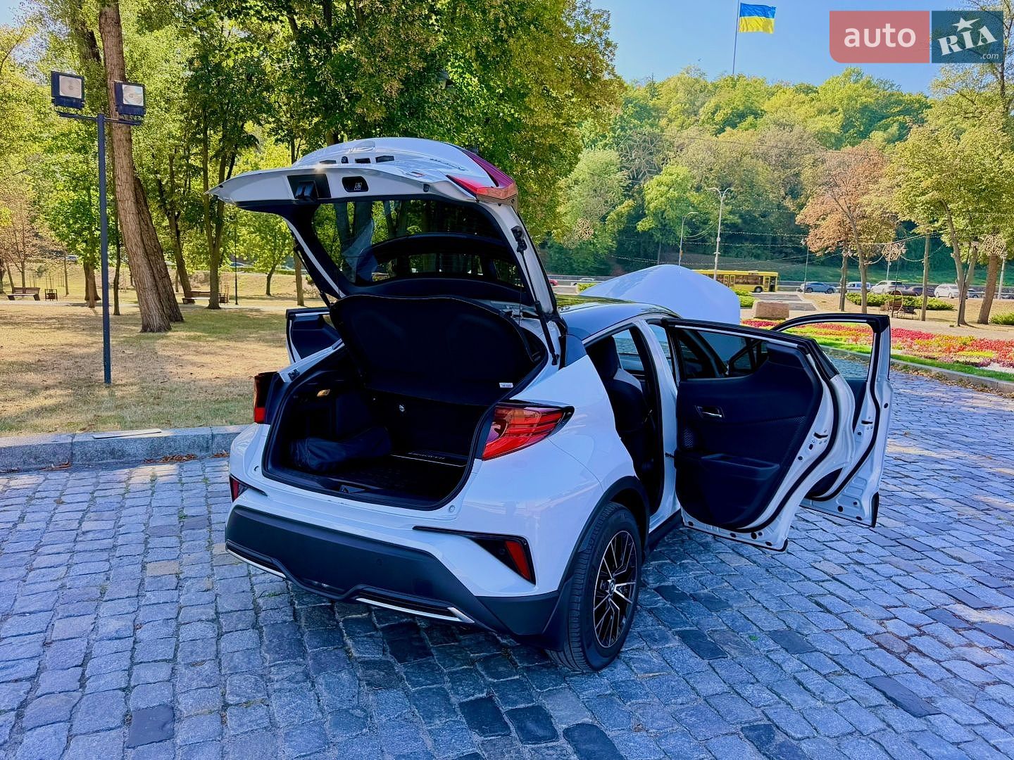 Toyota C-HR 2021 VIN NMTK54BX60R050828 фото оголошення 79 з 239