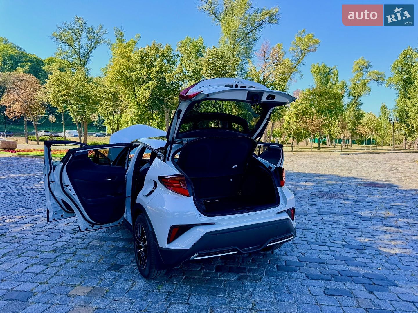 Toyota C-HR 2021 VIN NMTK54BX60R050828 фото оголошення 83 з 239
