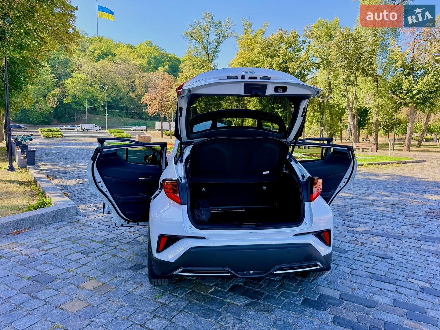 Toyota C-HR 2021 VIN NMTK54BX60R050828 фото оголошення 84 з 239