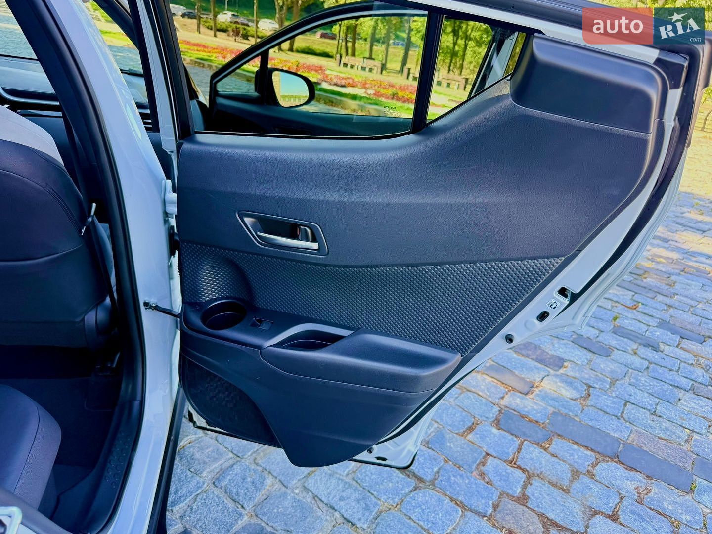 Toyota C-HR 2021 VIN NMTK54BX60R050828 фото оголошення 92 з 239