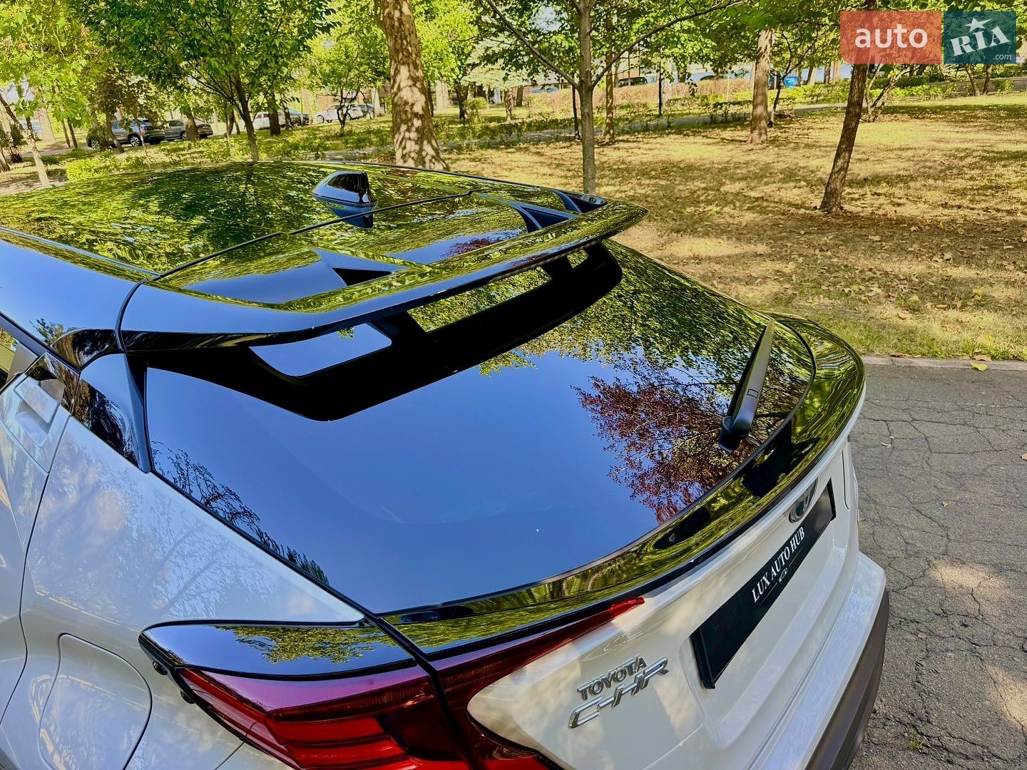 Toyota C-HR 2021 VIN NMTK54BX60R050828 фото оголошення 121 з 239
