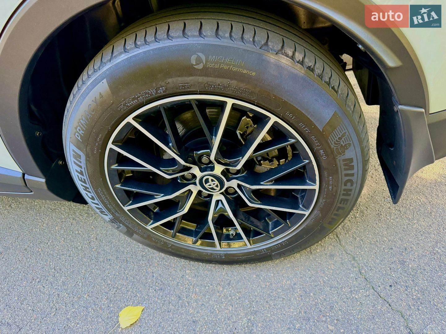 Toyota C-HR 2021 VIN NMTK54BX60R050828 фото оголошення 122 з 239