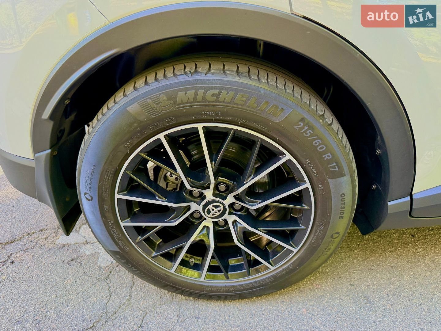 Toyota C-HR 2021 VIN NMTK54BX60R050828 фото оголошення 128 з 239
