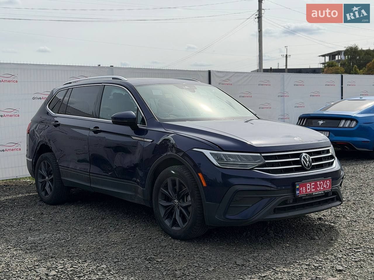 Volkswagen Tiguan 2021 VIN 3VV2B7AX4NM039395 фото оголошення 3 з 17