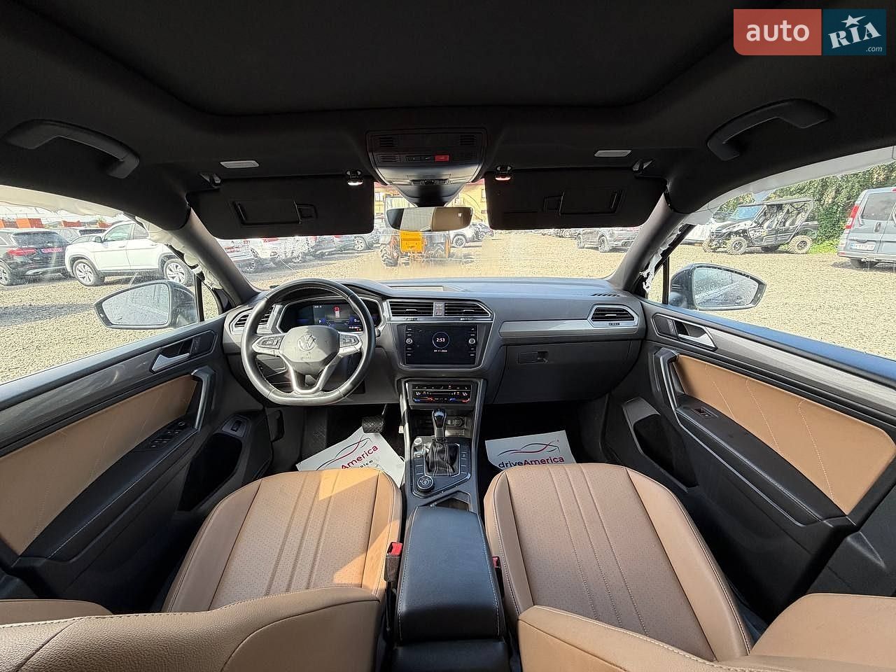 Volkswagen Tiguan 2021 VIN 3VV2B7AX4NM039395 фото оголошення 11 з 17
