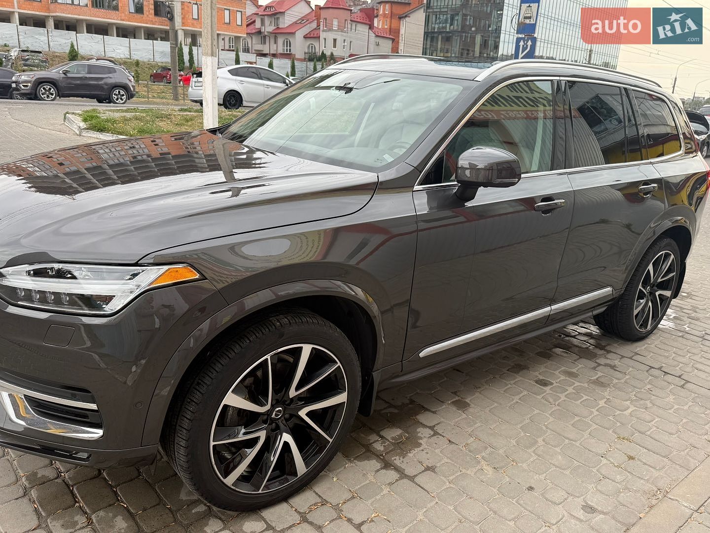 Volvo XC90 2023 VIN YV40621N1P1971241 фото оголошення 2 з 29