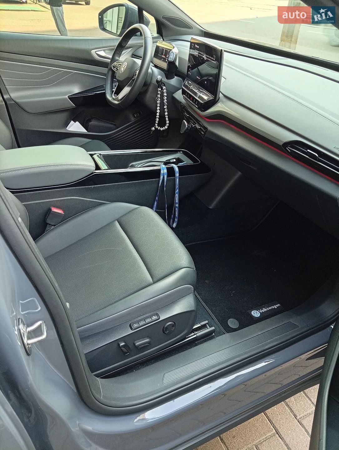 Volkswagen ID.4 2023 VIN 1V2VMPE86PC019418 фото оголошення 5 з 7