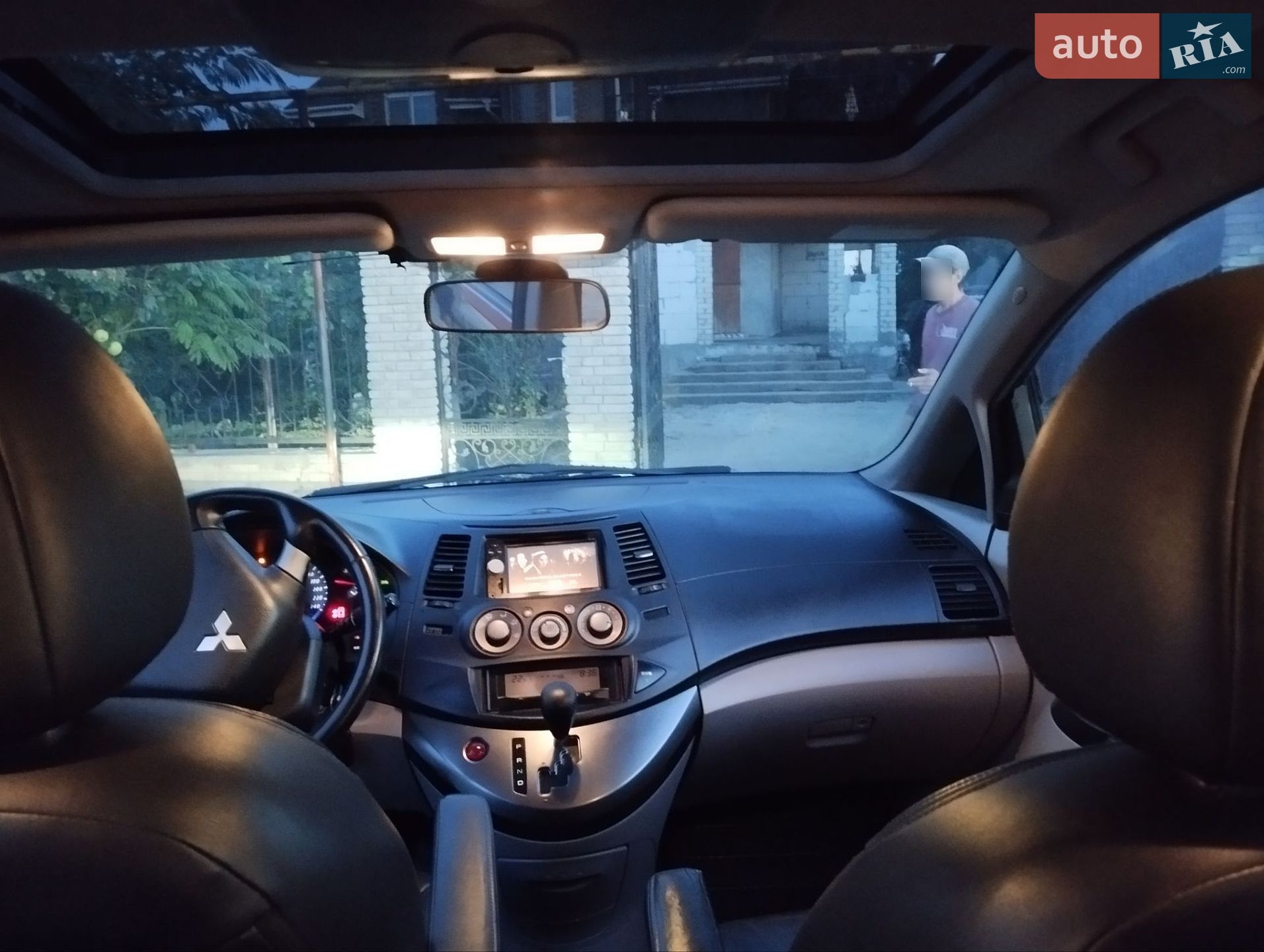 Mitsubishi Grandis 2005 VIN JMBLRNA4W6Z001118 фото оголошення 30 з 33