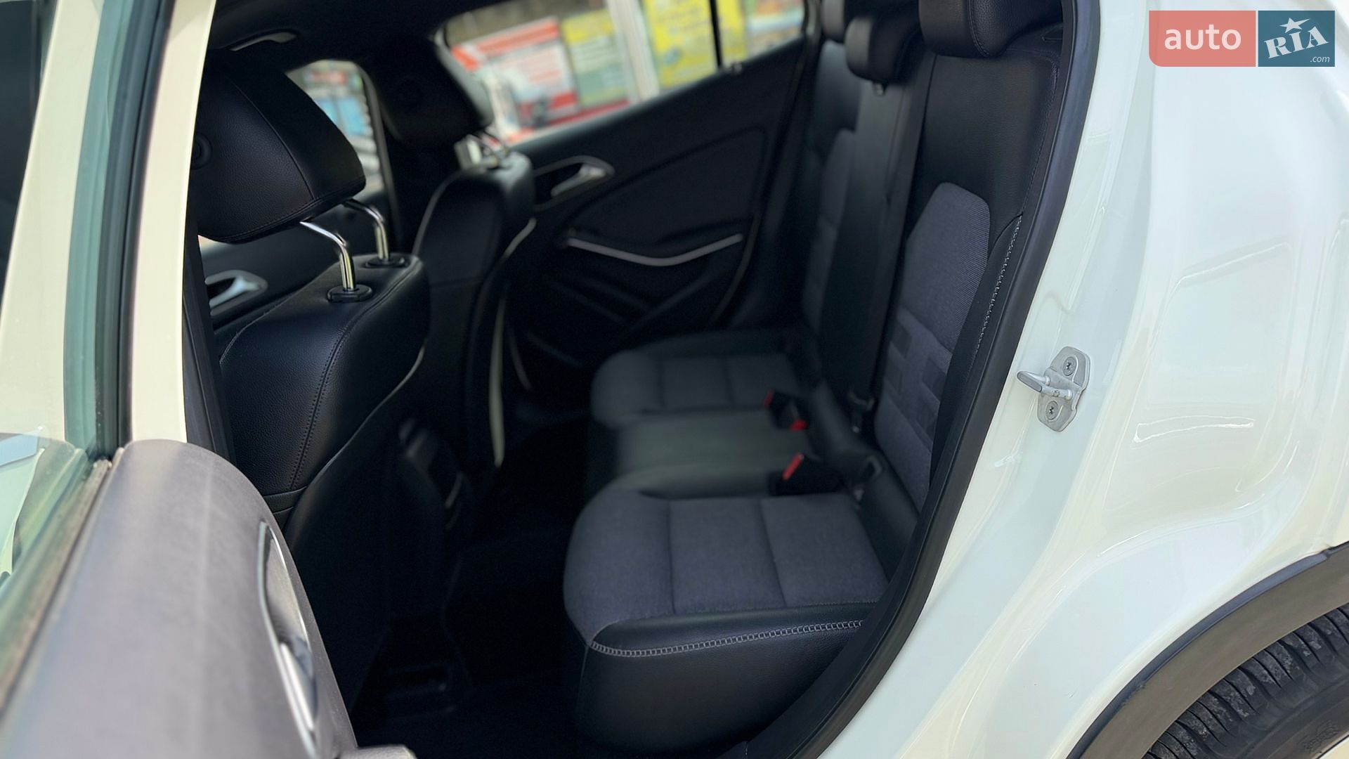 Mercedes-Benz GLA-Class 2014 VIN WDC1569081J072135 фото оголошення 18 з 30