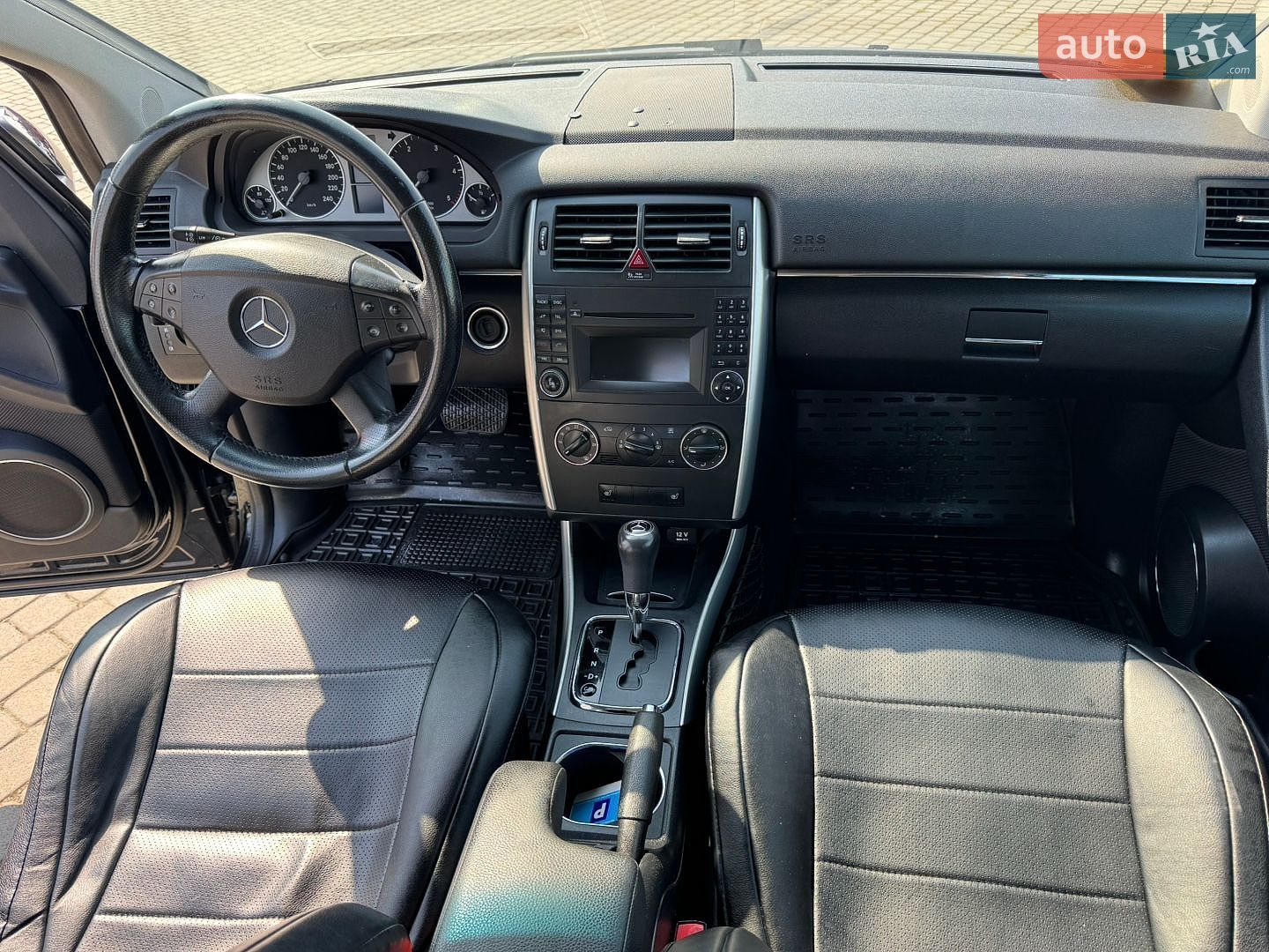 Mercedes-Benz B-Class 2011 VIN WDD2452071J724911 фото оголошення 16 з 25