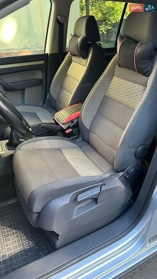 VOLKSWAGEN TOURAN 2008 VIN WVGZZZ1TZ8W129284 фото оголошення 9 з 17