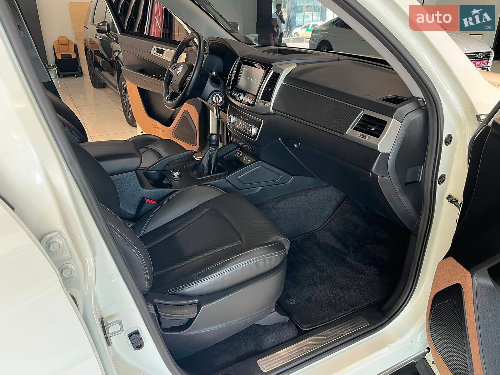 SsangYong Rexton Sports 2018 VIN KPADA4ME1KP023447 фото оголошення 15 з 25