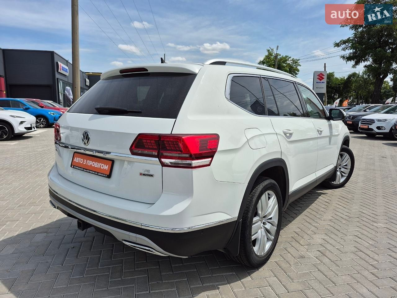 Volkswagen Atlas 2018 VIN 1V2NR2CA8KC522290 фото оголошення 3 з 32